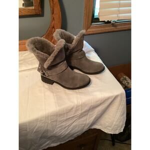 UGG BODIE CHARCOAL BUCKLE WATERPROOF BOOT US 6‎ / EU 37 / UK 4